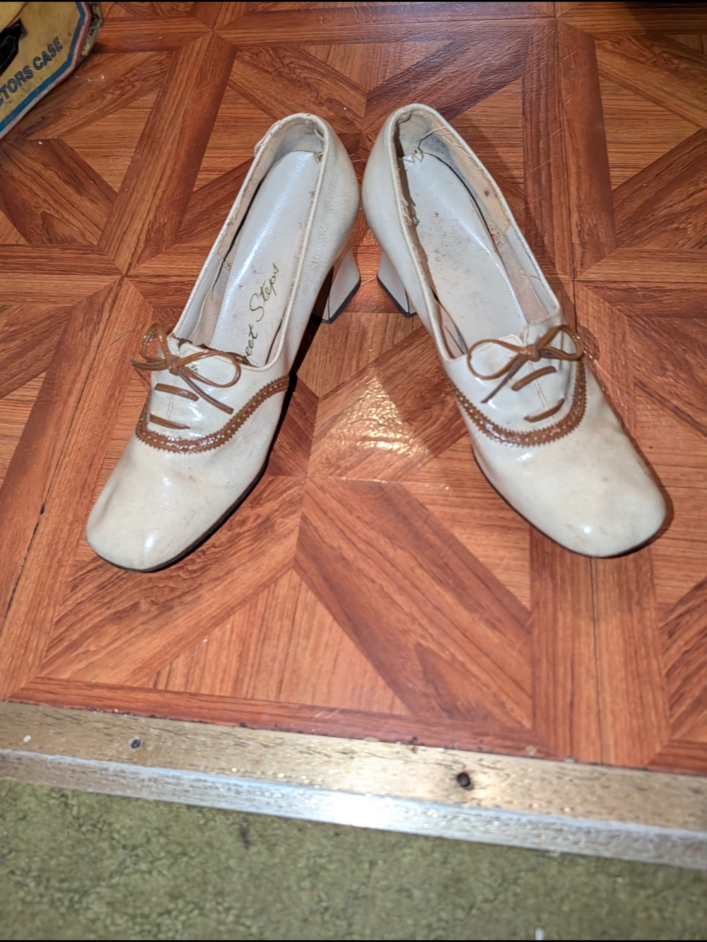 Classic Two-Tone Cream Block Heel Pumps with Bow By Sweet Steps